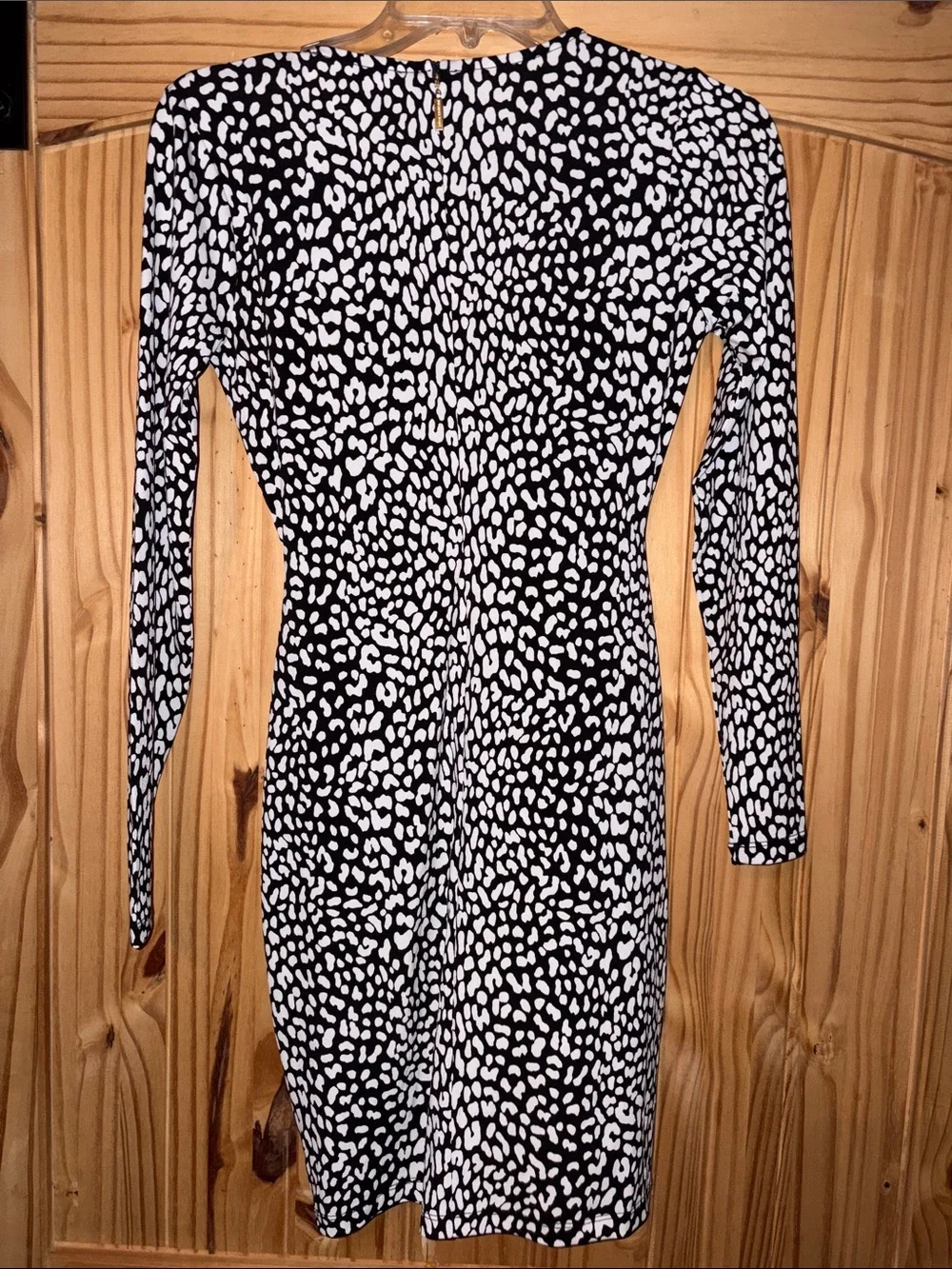 Michael Kors Black & White Printed Long Sleeve V-Neck Dress juniors xs